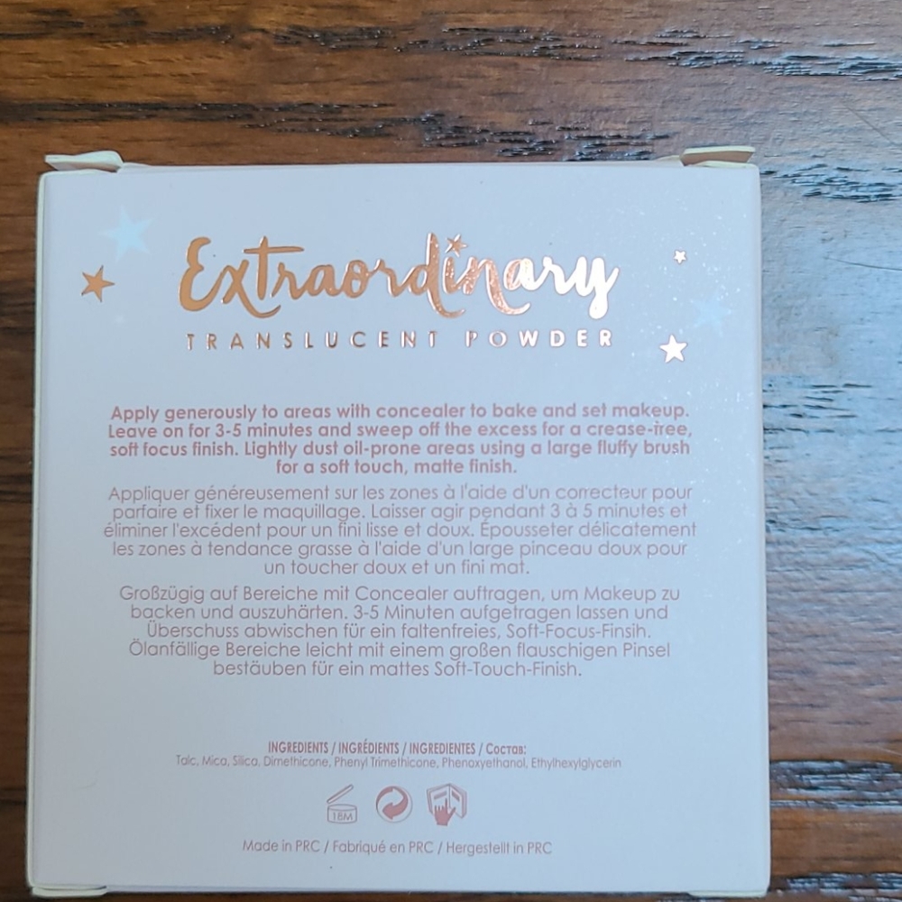 Ciate Extraordinary Translucent Powder - Picture 2 of 5
